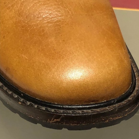 HPπ COLE HAAN Country Vibram Leather EUC Brown Heeled Ankle Boots 8B Like NEW - Picture 11 of 16